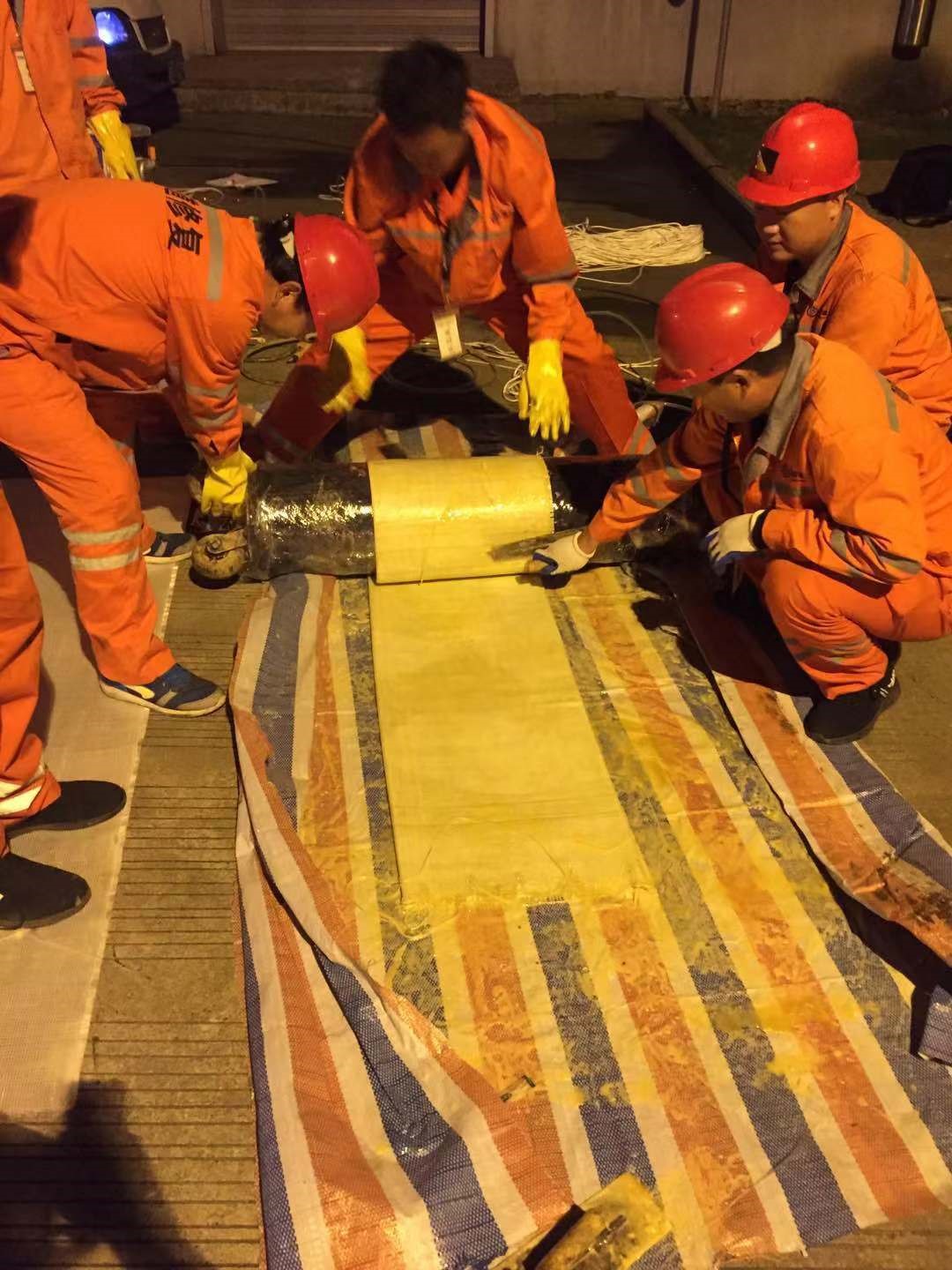 青川CIPP局部树脂固化法